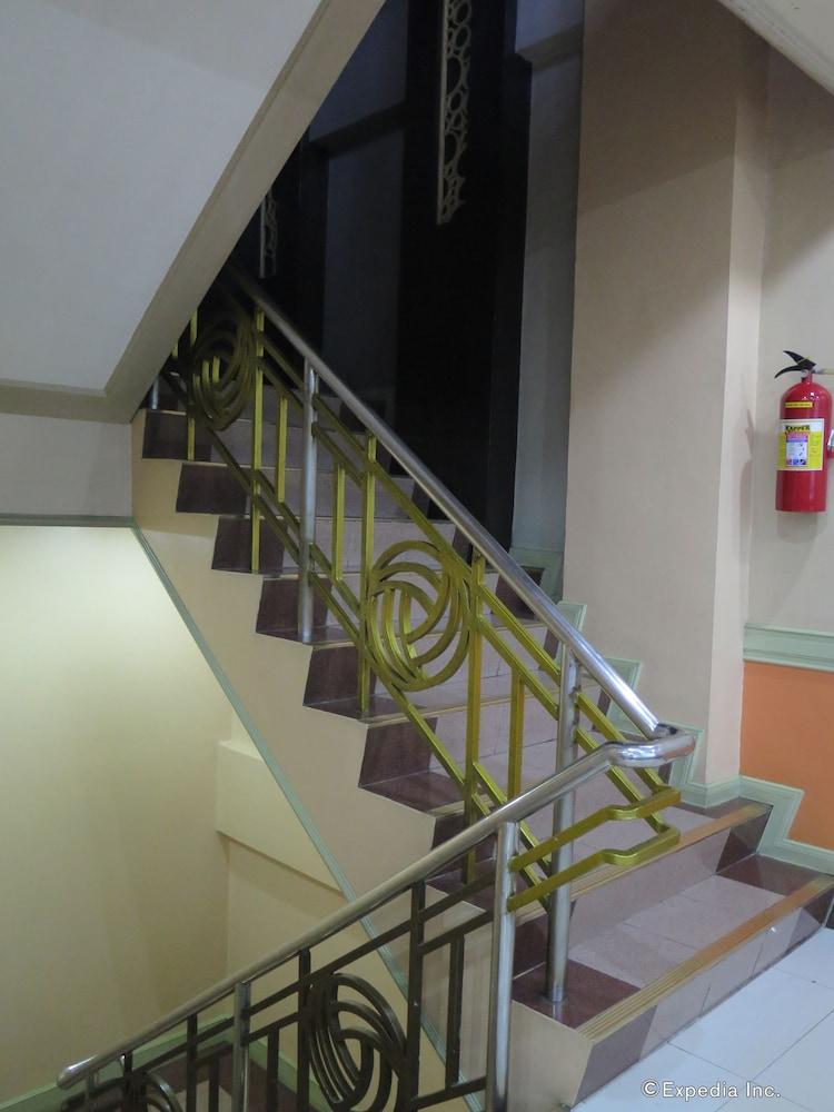 Cebu Northwinds Hotel Екстер'єр фото