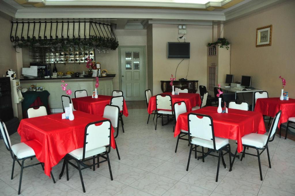 Cebu Northwinds Hotel Екстер'єр фото